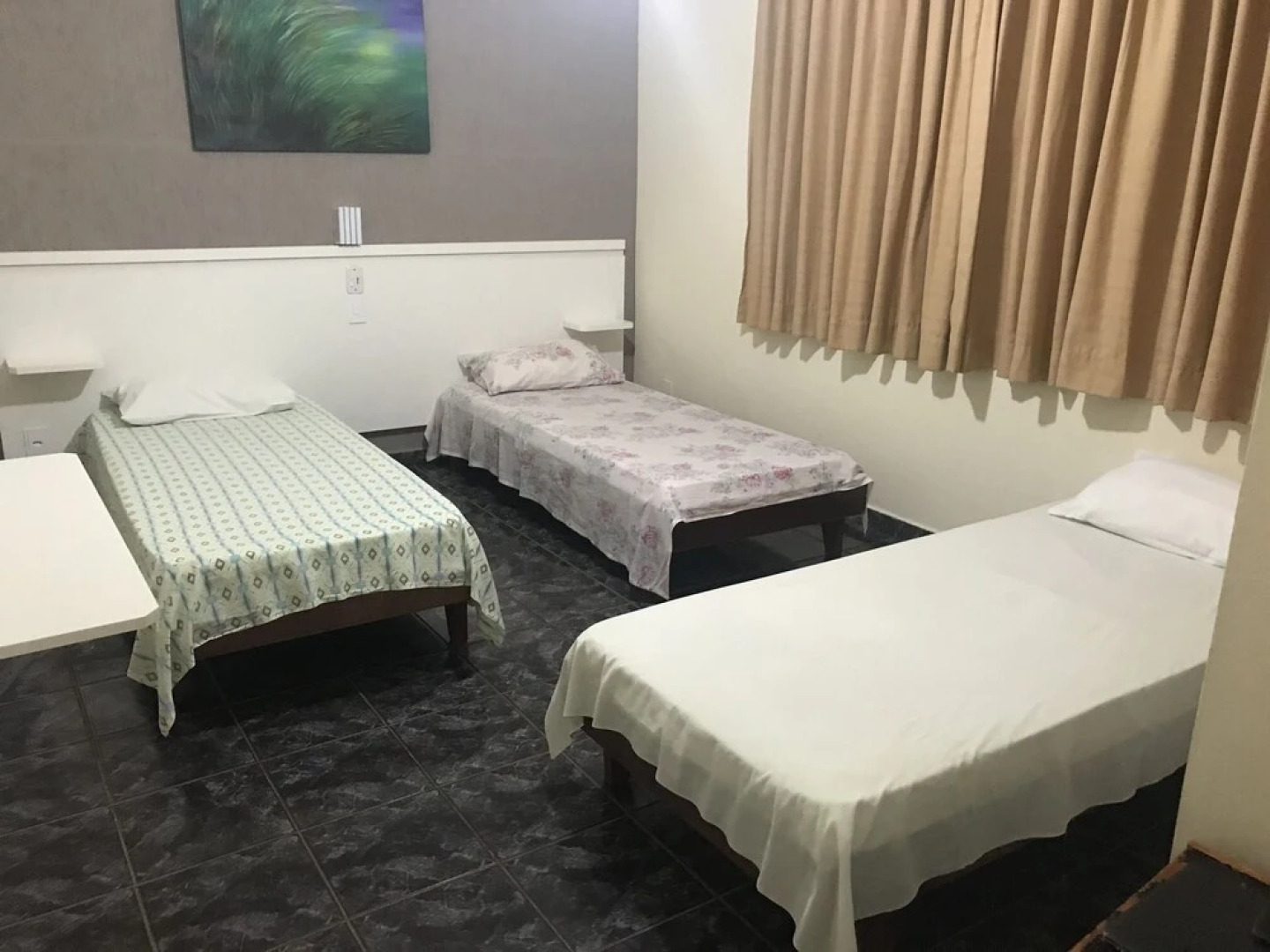 OYO Florenza Palace Hotel