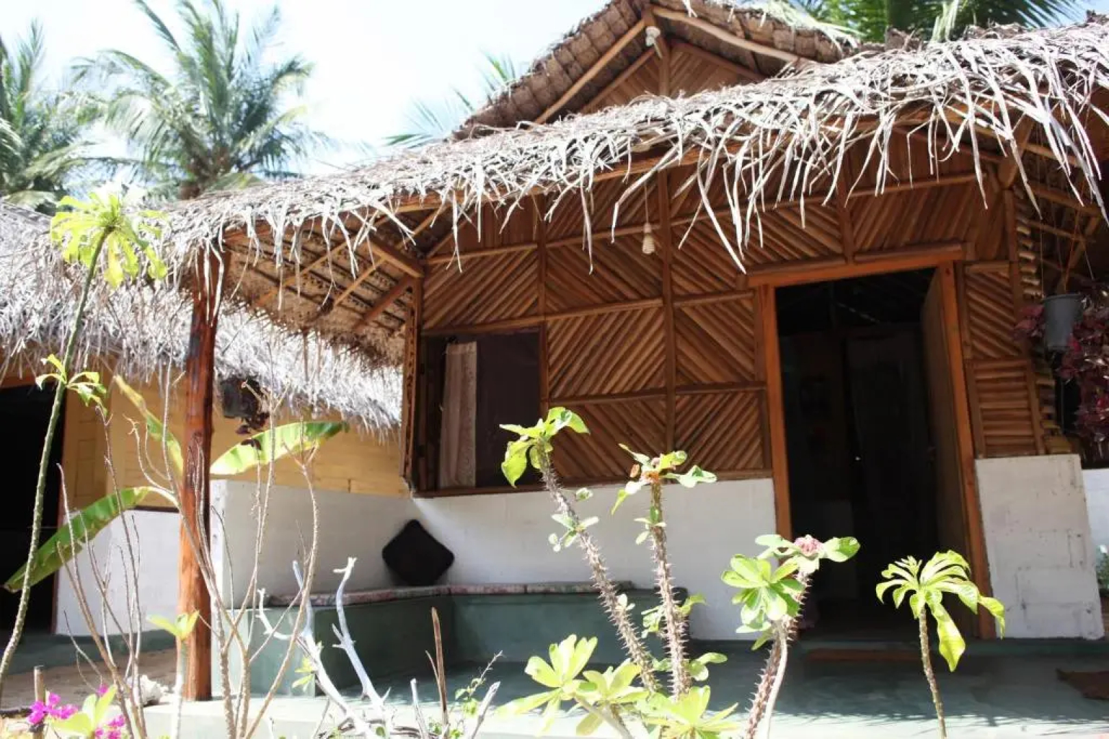 Sun Wind Beach Kalpitiya Kite Resort