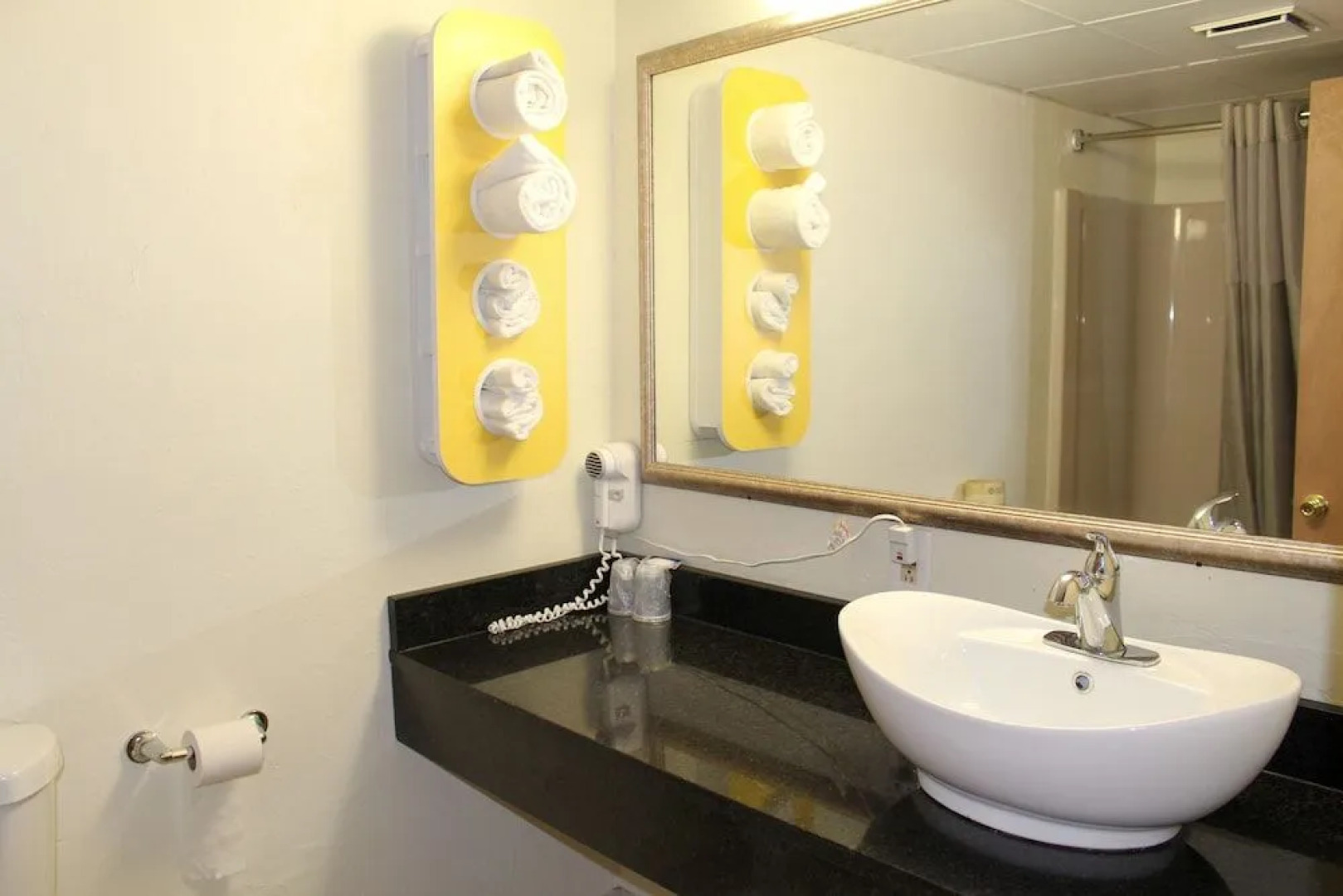 Motel 6 - Westborough Boston