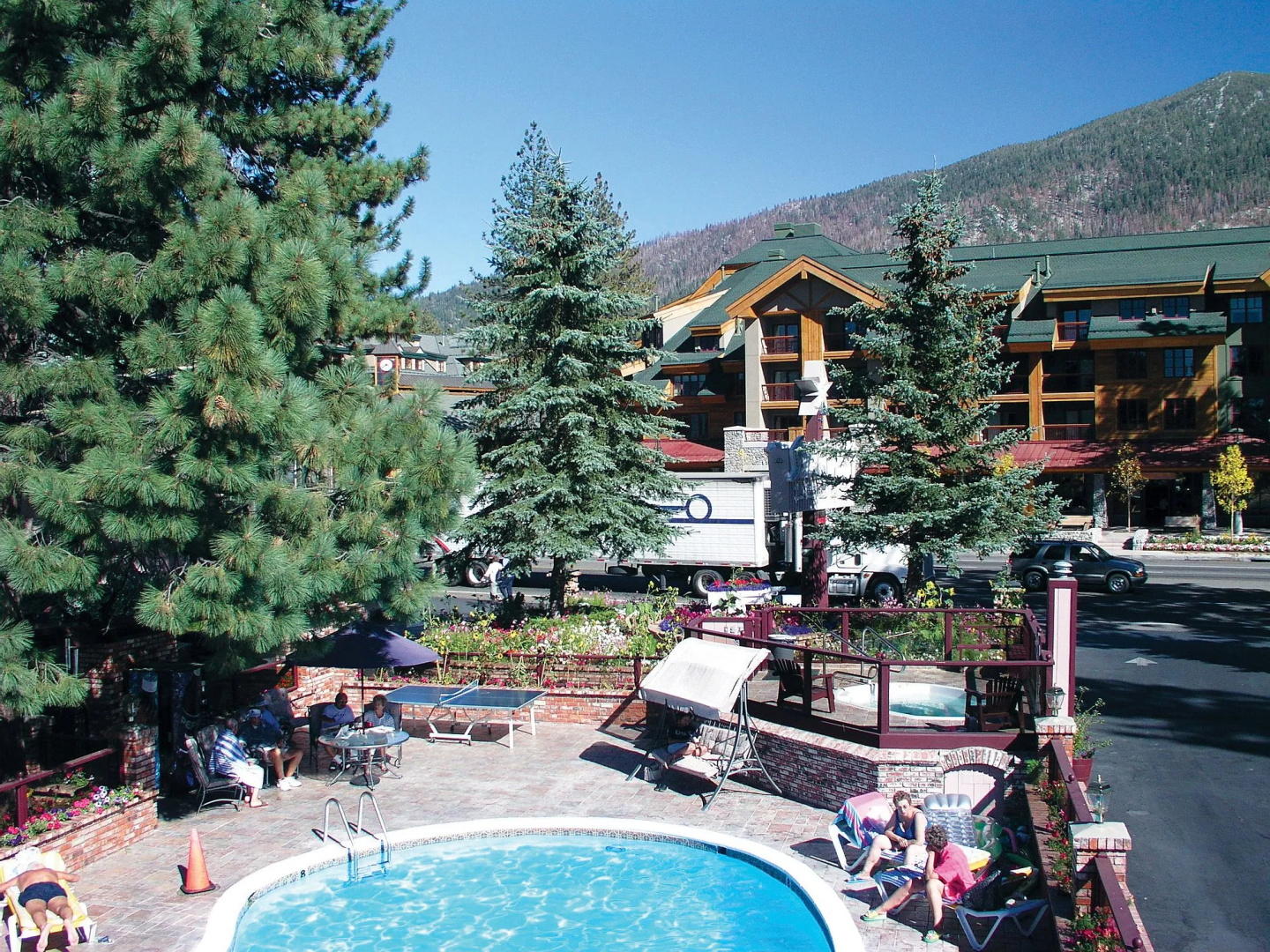 Stardust Lodge