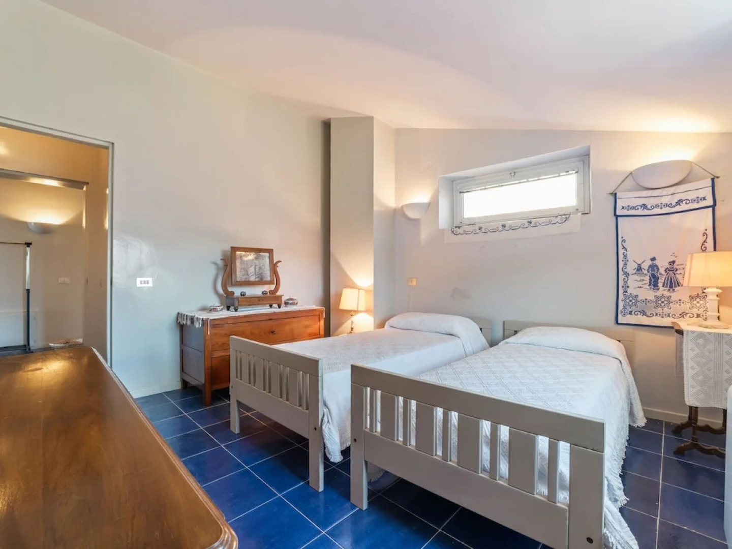 Vintage Holiday Home in Caselle in Pittari Near the Forest