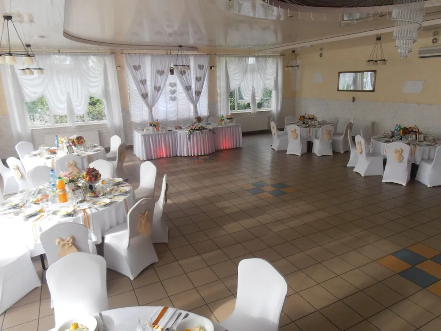 Restauracja i Sala Bankietowa AS - Noclegi