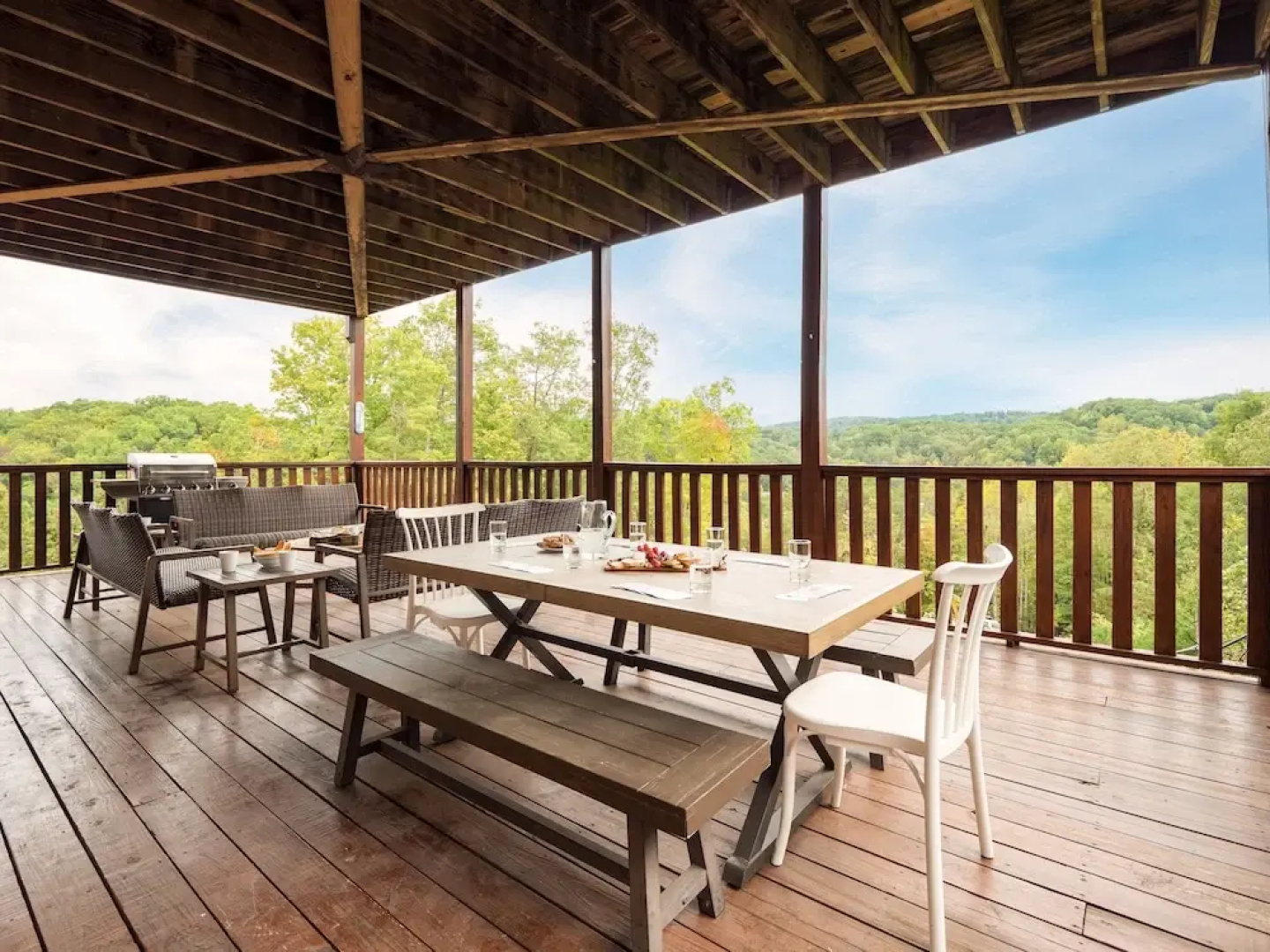 Red Oak by AvantStay Secluded Home w Gorgeous Views Pool Hot Tub Large Deck