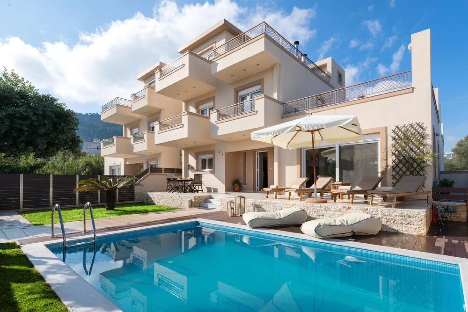 Villa Chrissiida