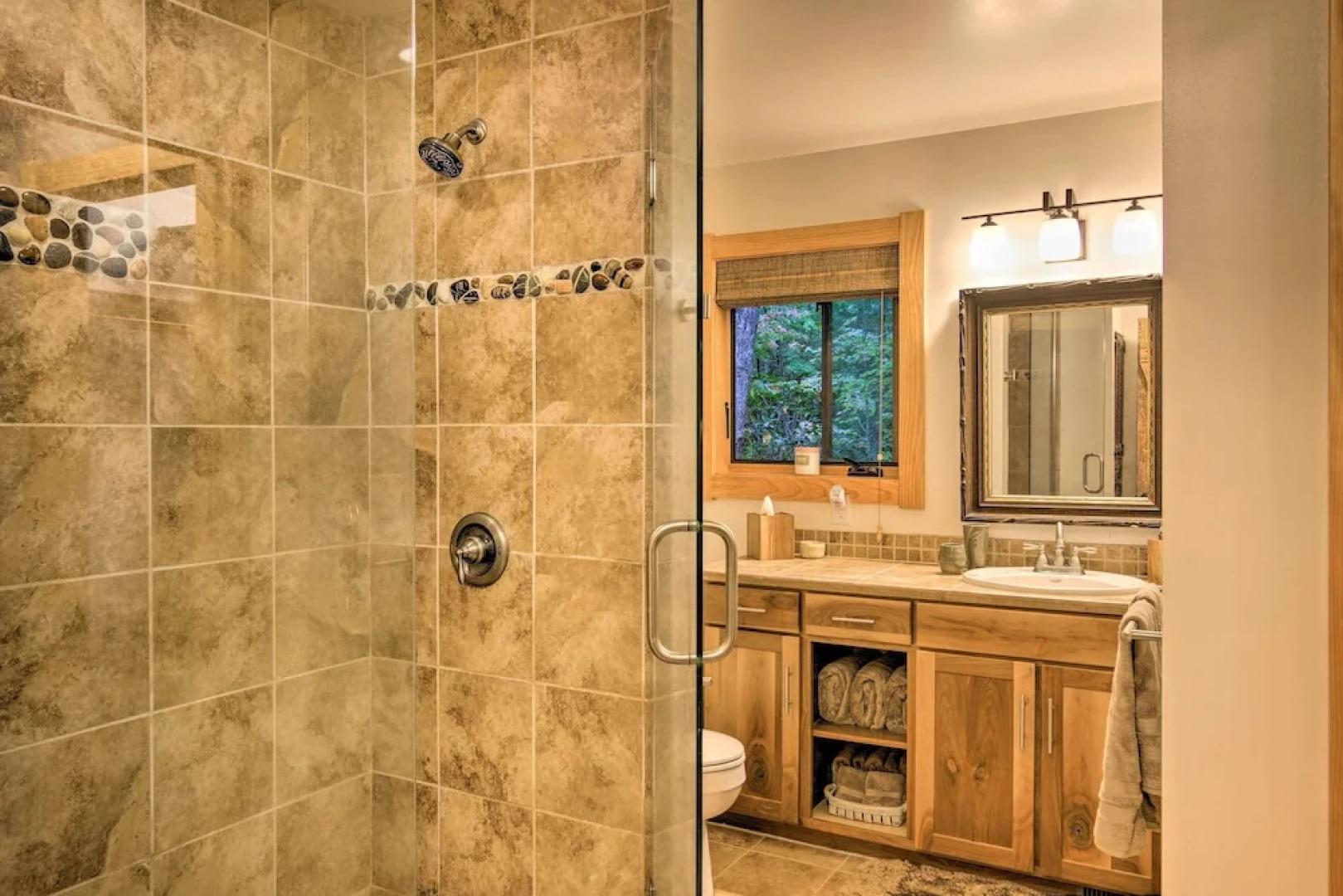 Peaceful Stony Point Getaway w/ Hot Tub & Views!