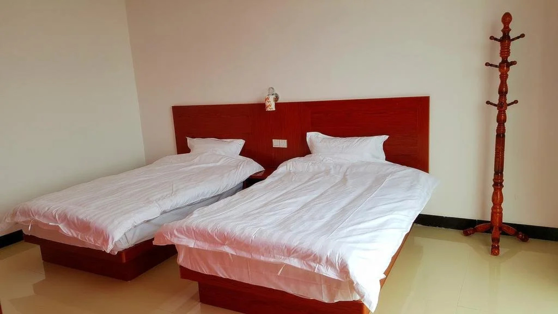 Weizhou Island Wan Jia Deng Huo Inn