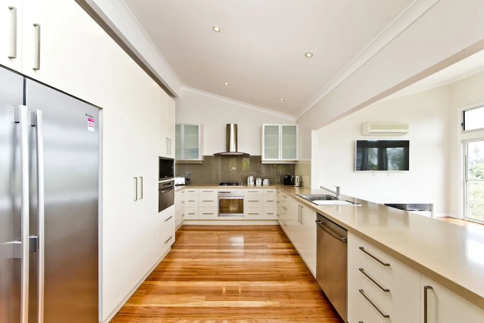 Beachside Haven Your Perfect Oasis Home