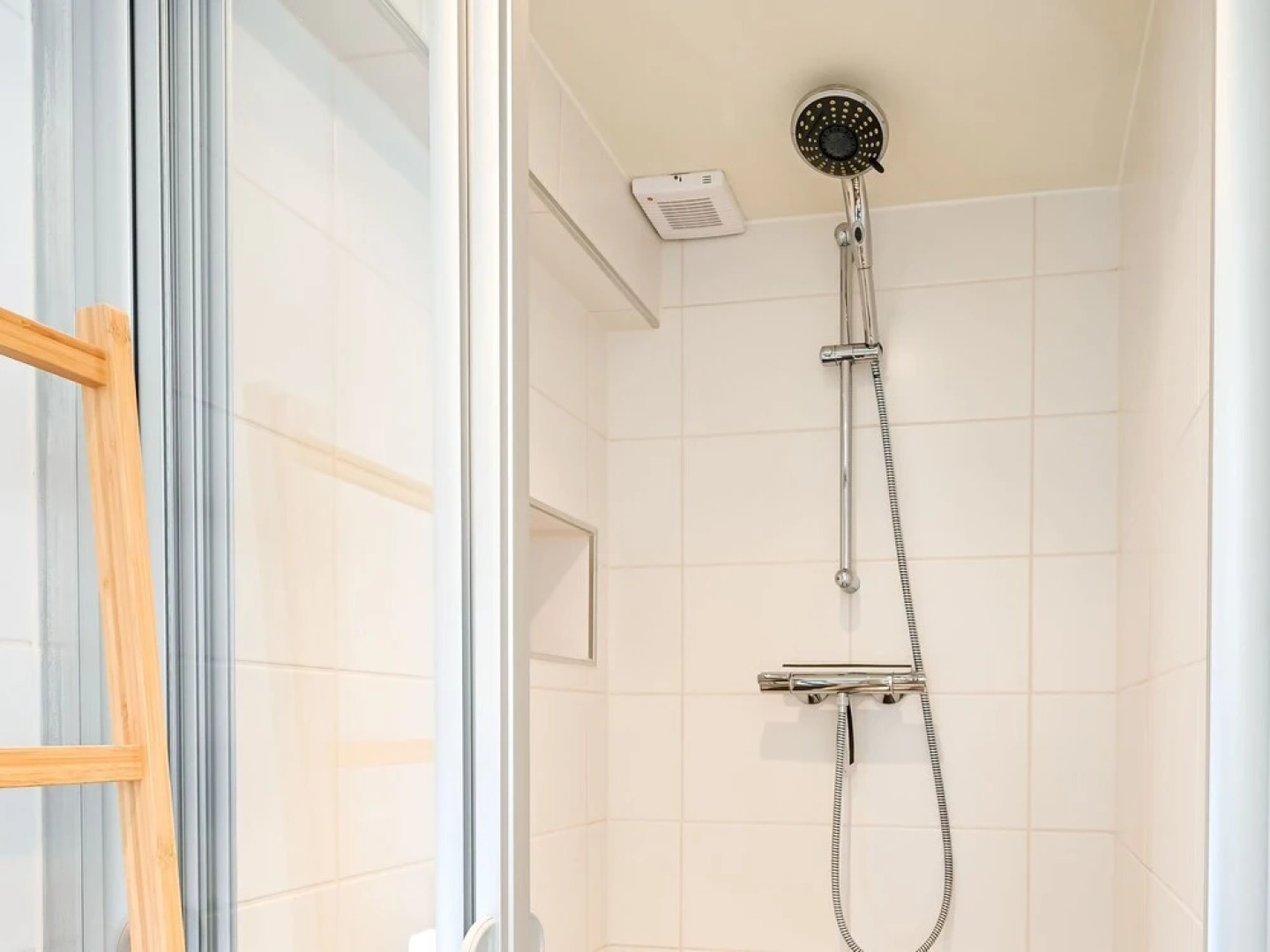 Relaxing Holiday Home in Hellendoorn with Garden