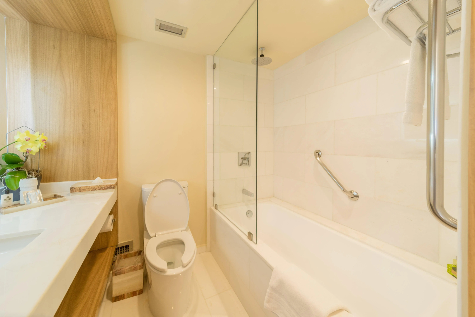 Real InterContinental San Salvador at Metrocentro Mall by IHG