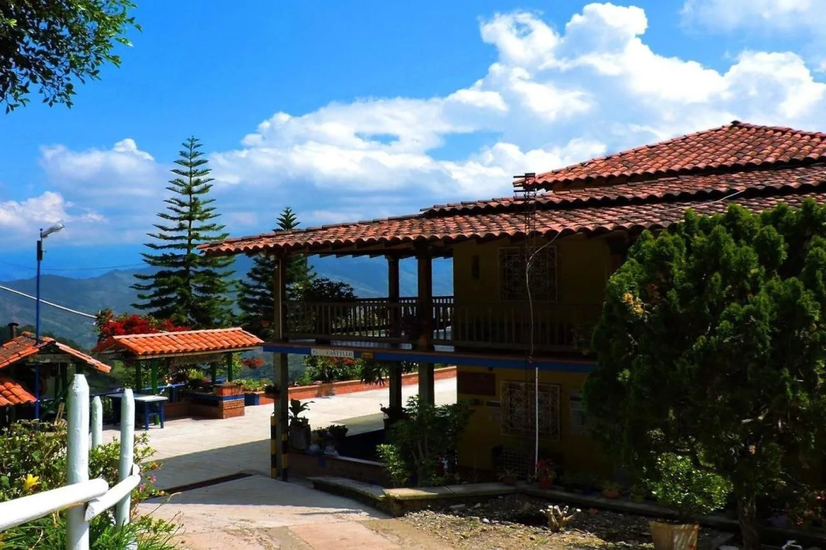 Castillo de Cascadas Finca Hotel