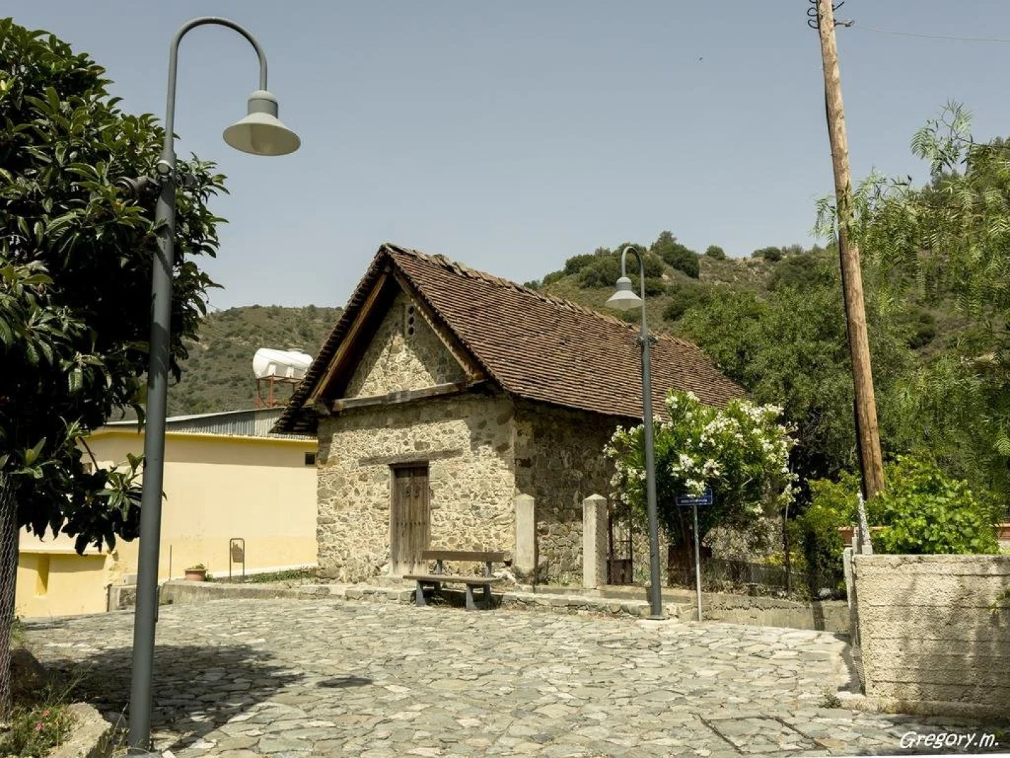 Anastous Traditional House