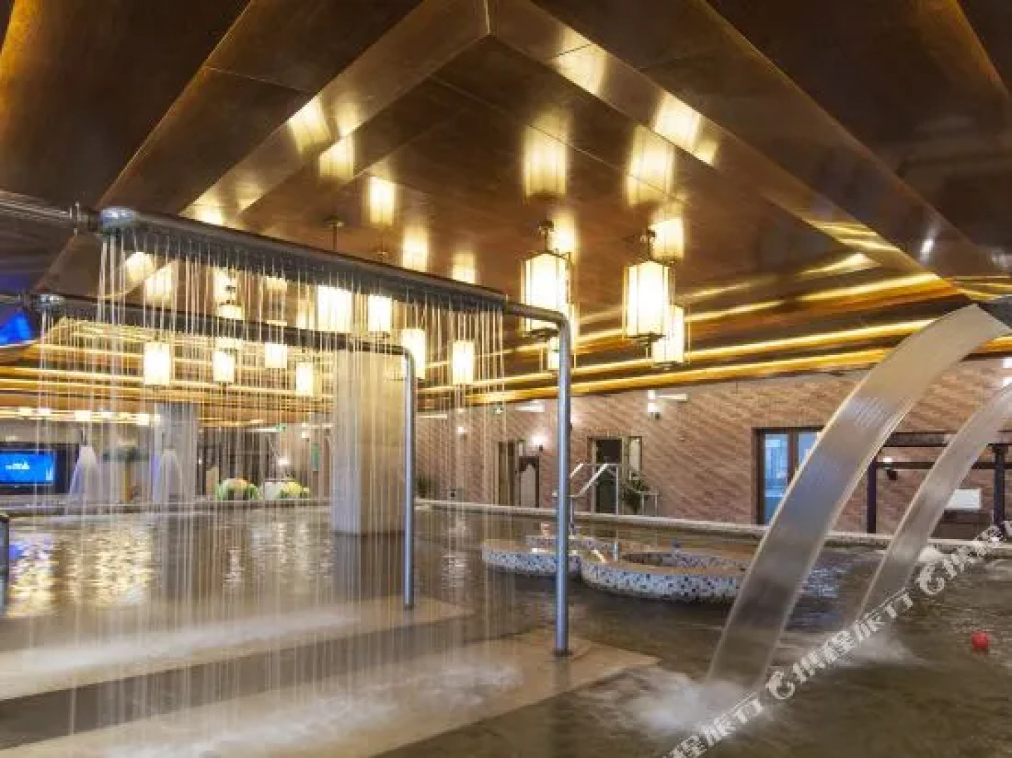 Swan Lake Resort Hot Spring Jiangba