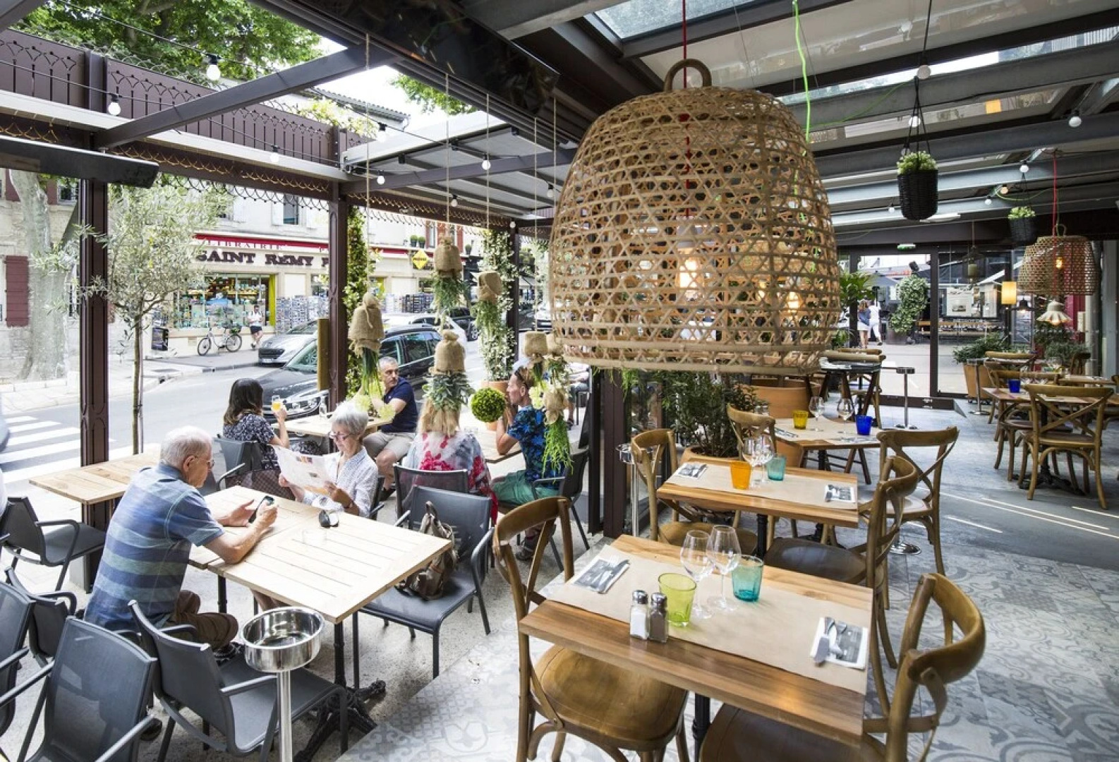 Le Bistrot Des Alpilles