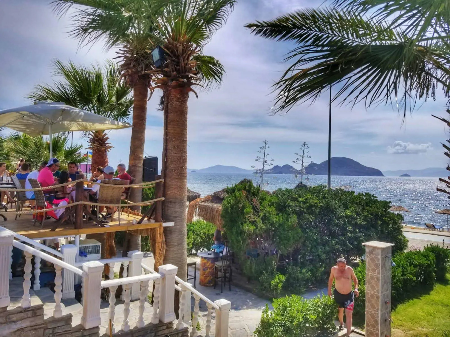 Sun and Sea Beach Hotel