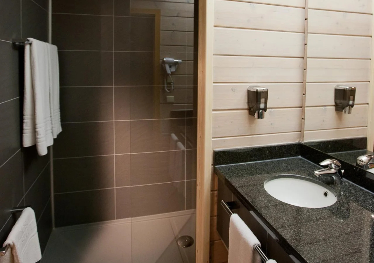 Flanders Lodge Hotel