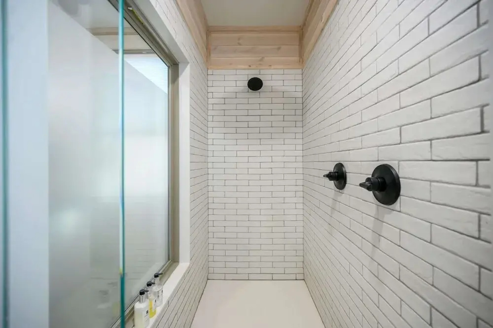 Stardust Hollow Cabin for 14