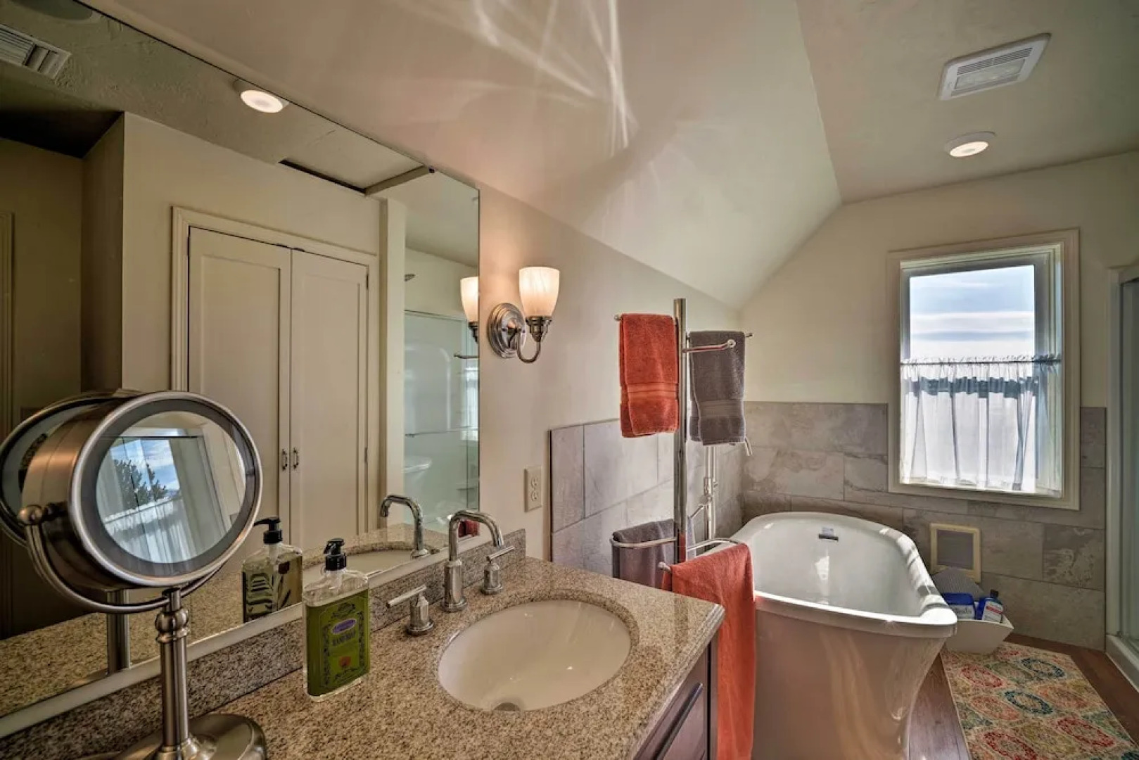 Bozeman Home on 11 Acres w/ Mountain Views!