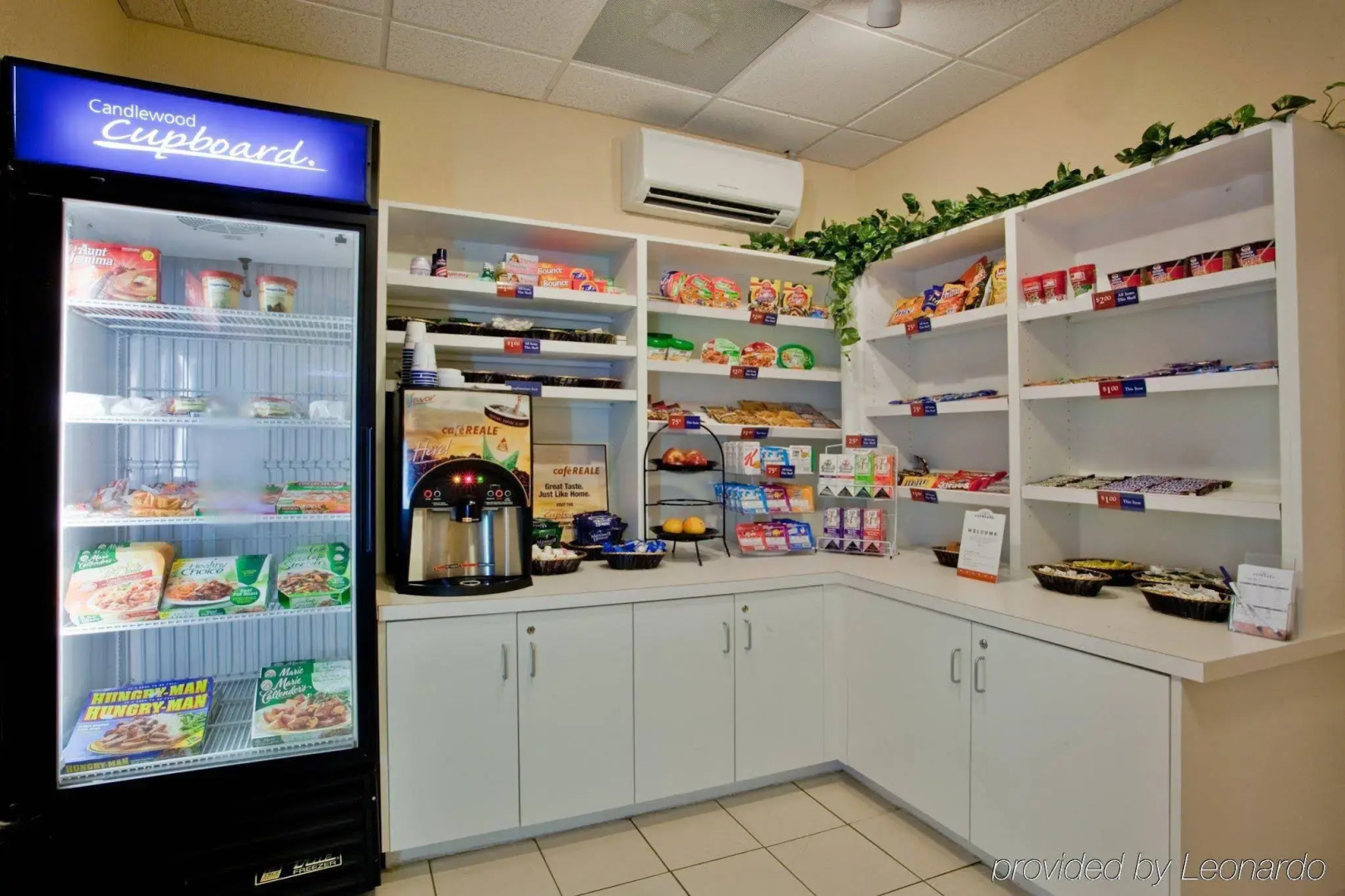 Candlewood Suites Virginia Beach Town Center by IHG