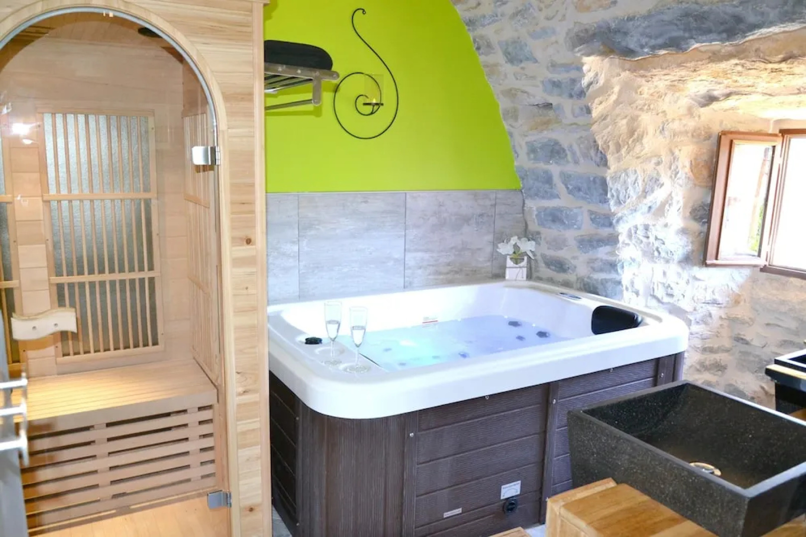 House With one Bedroom in Mostuéjouls, With Pool Access, Enclosed Gard