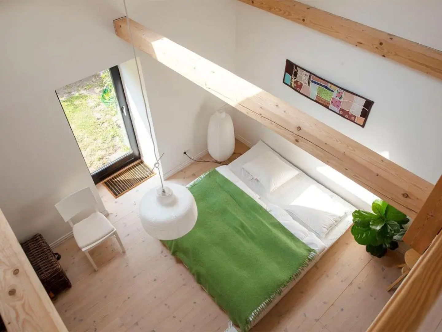 Mellem-rummet Guesthouse