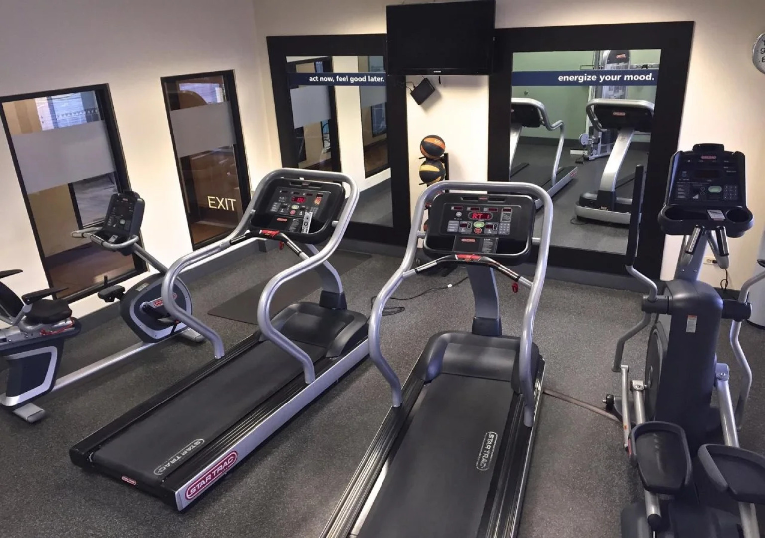 Hampton Inn & Suites Bolingbrook