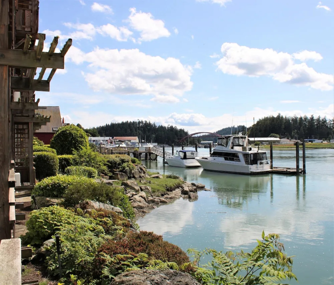 La Conner Channel Lodge