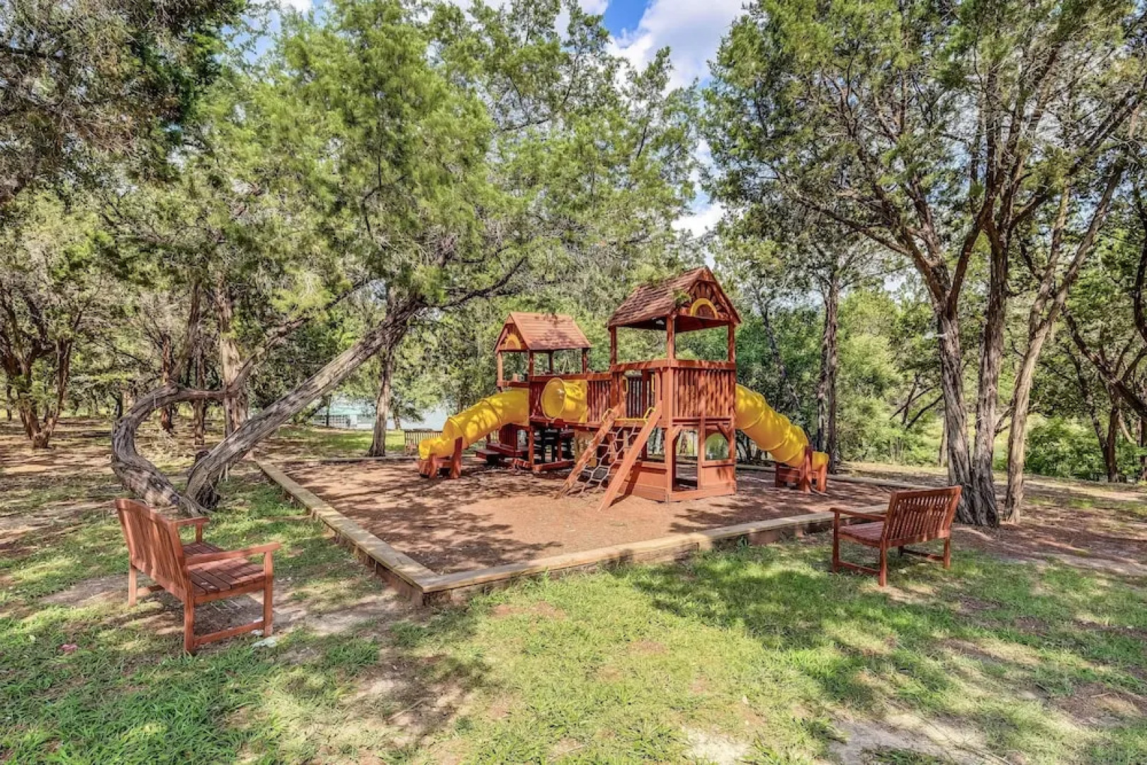 18616 Leander - 4 Br Home