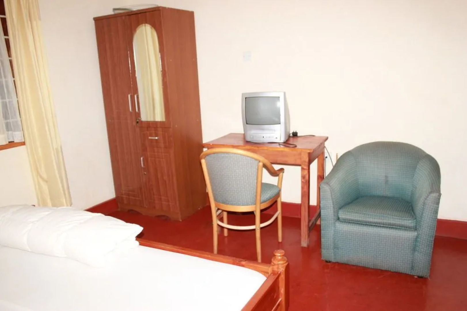 The Pink Daisy Bed and Breakfast