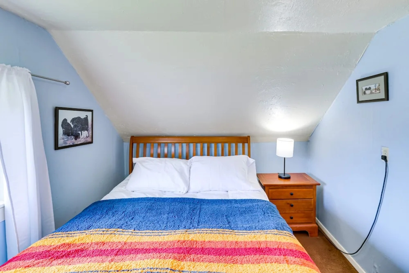 Pet-friendly Home w/ Yard & Mountain Views!