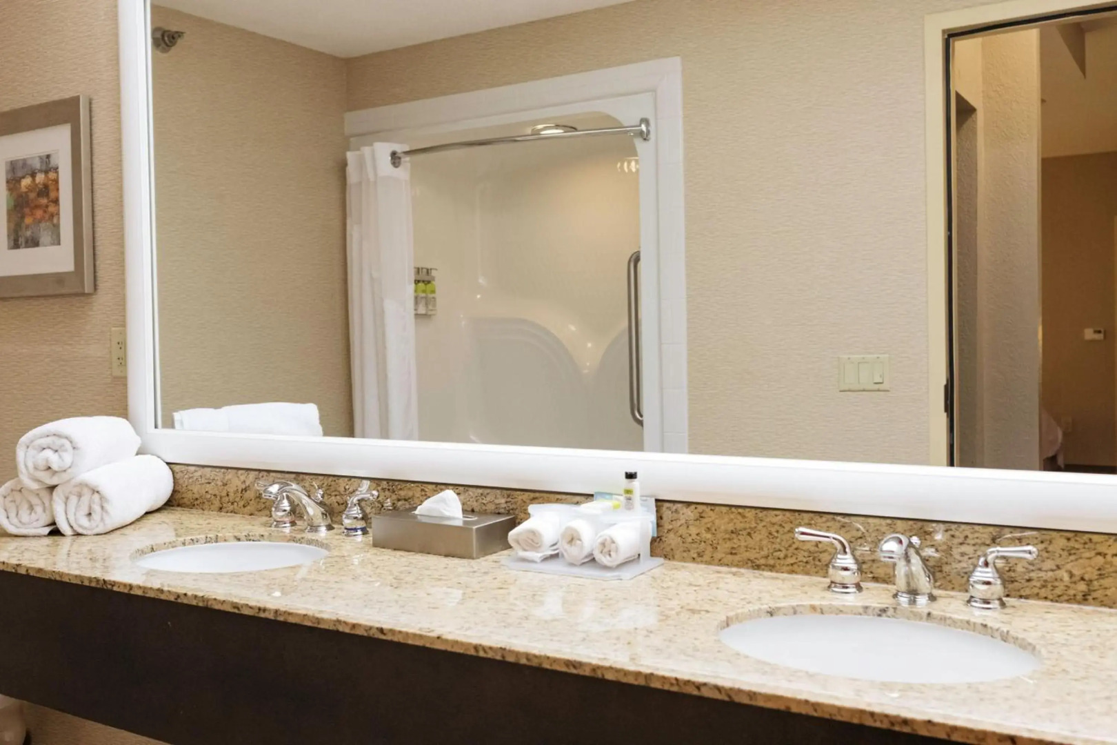 Holiday Inn Express Hotel & Suites Olathe North by IHG