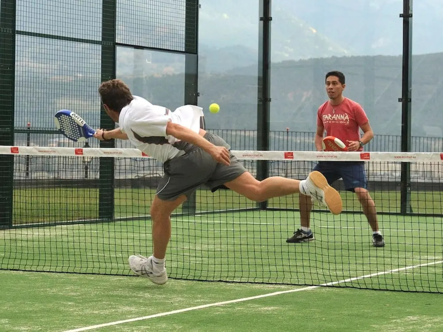 Nice Apartment With Microwave in the Middle of the Pyrenees