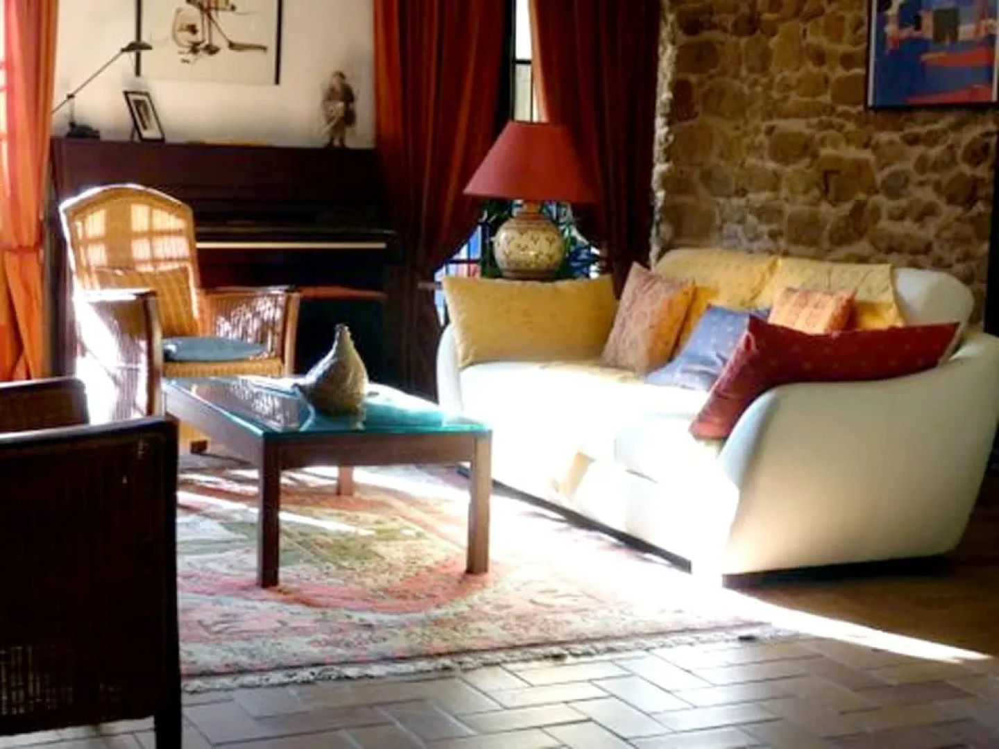 House With 3 Bedrooms in Pelissanne, With Wonderful City View, Furnish