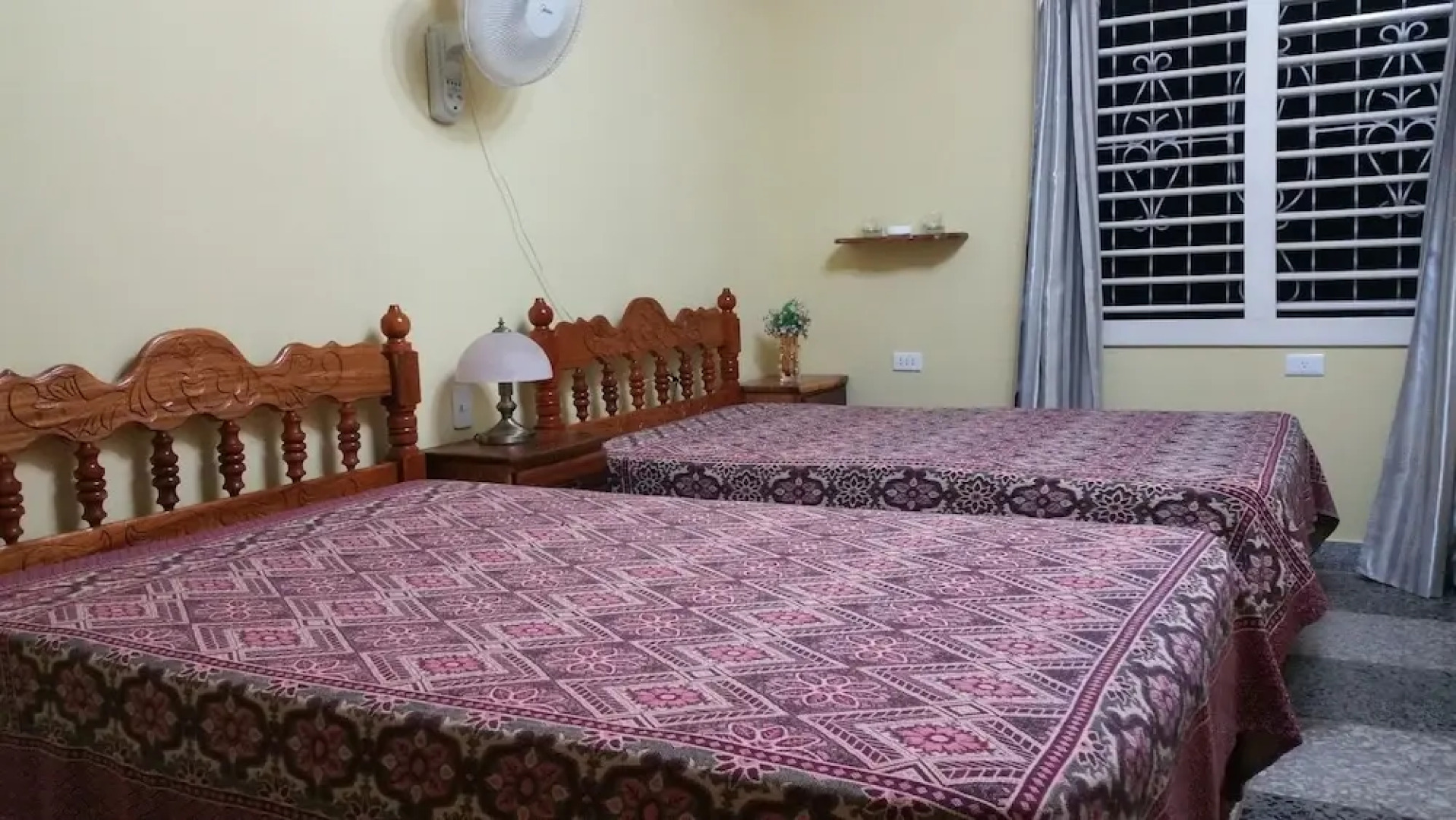 Hostal Sr.Handy Santalla