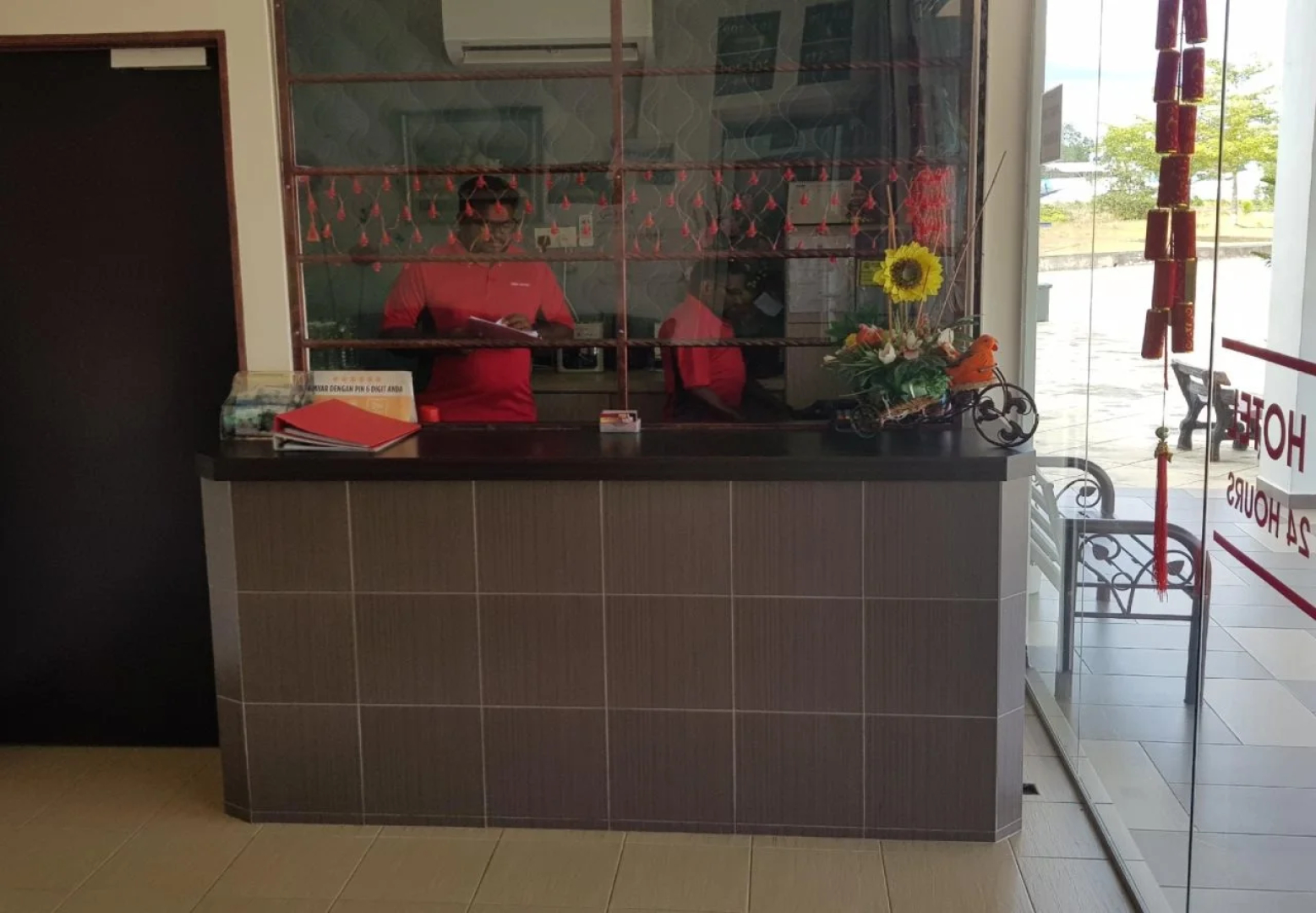 CMN Hotel & Homestay