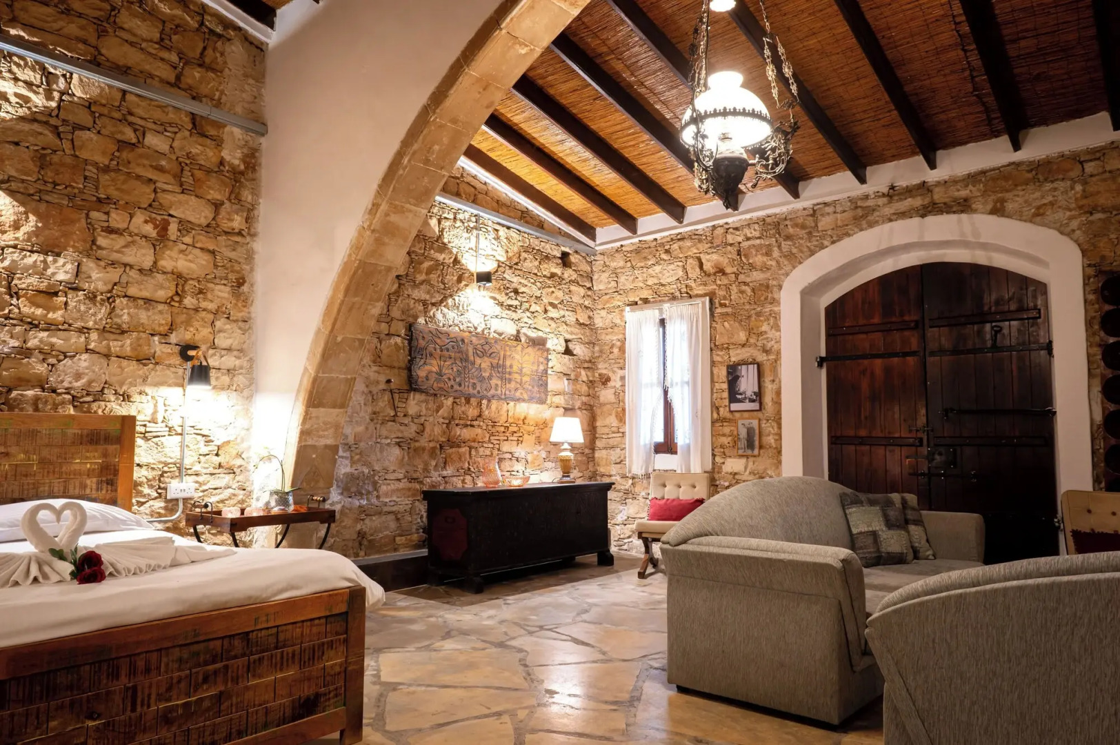 Oinoessa Traditional Boutique Houses