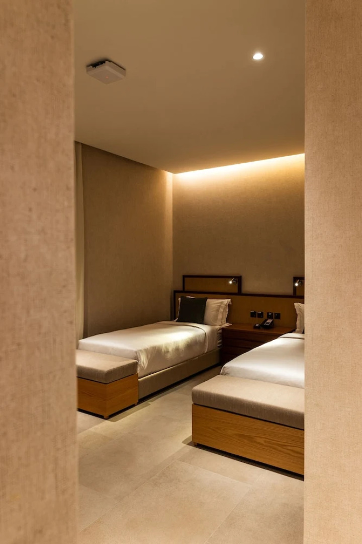 ERTH Abu Dhabi Hotel