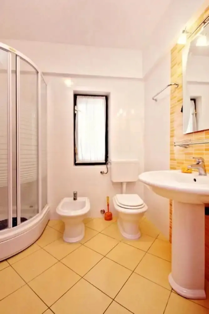 Ljube - Quiet Location & Close to the Beach - A4