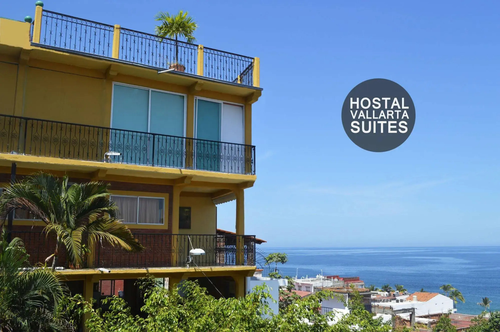 Hostal Vallarta Suites