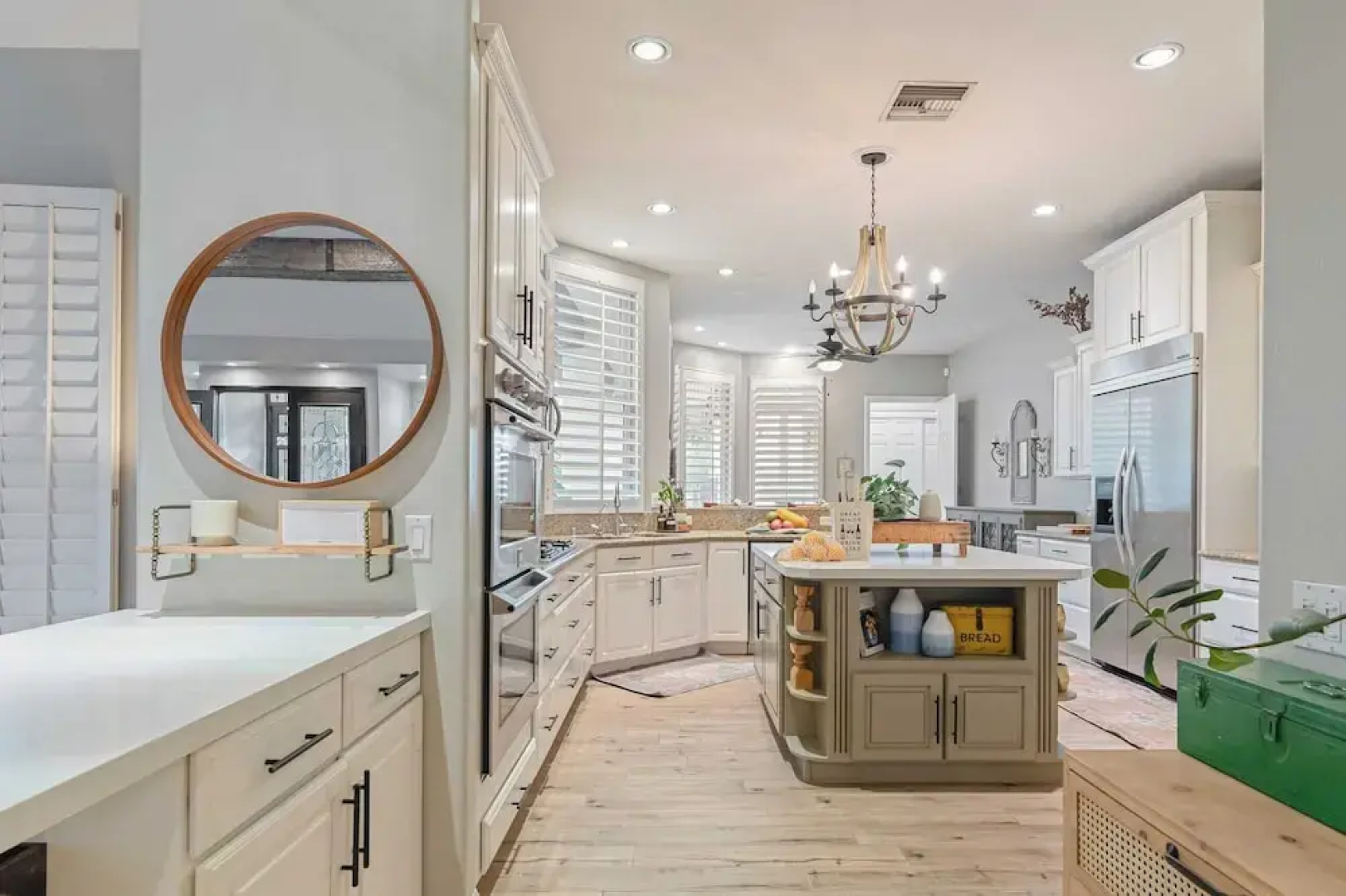 41 Palms Estate by Avantstay Indoor Pickleball, Pool, Hot Tub, Outdoor Kitchen
