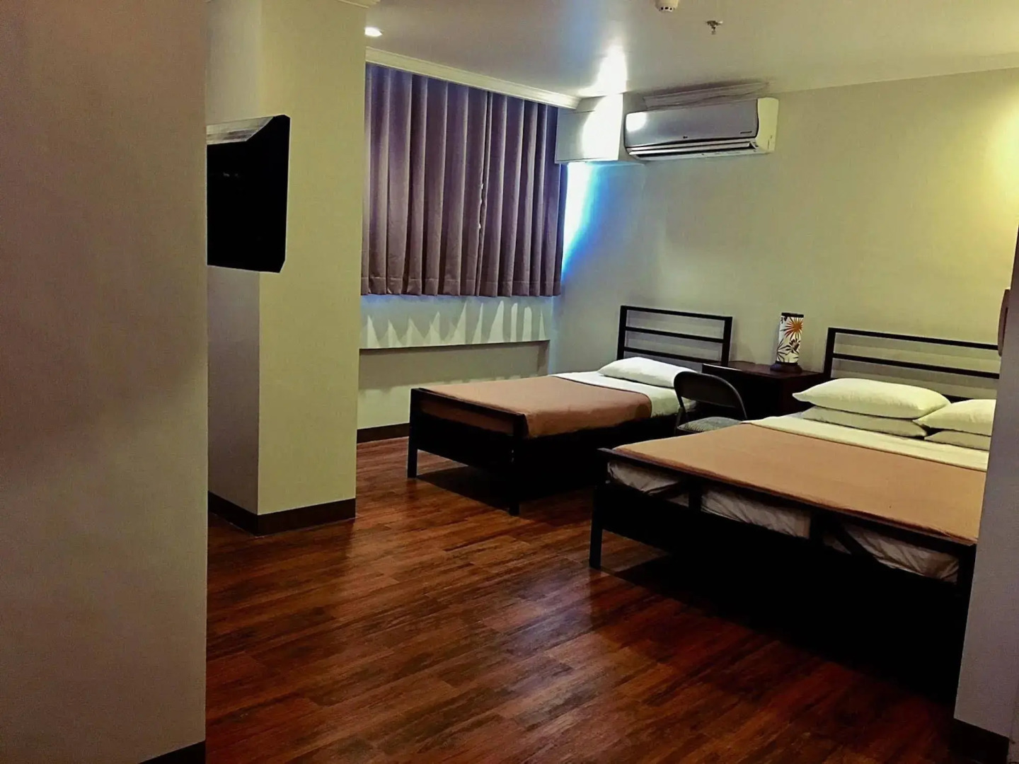 Hotel Tiffany - Laoag