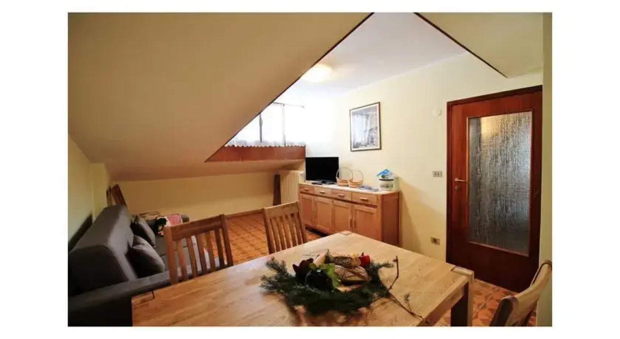 House Touring 10