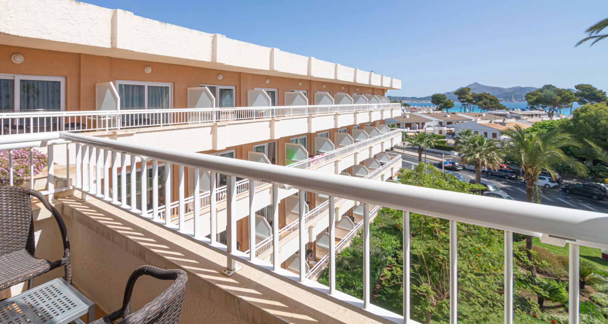 Отель JS Alcudi Mar