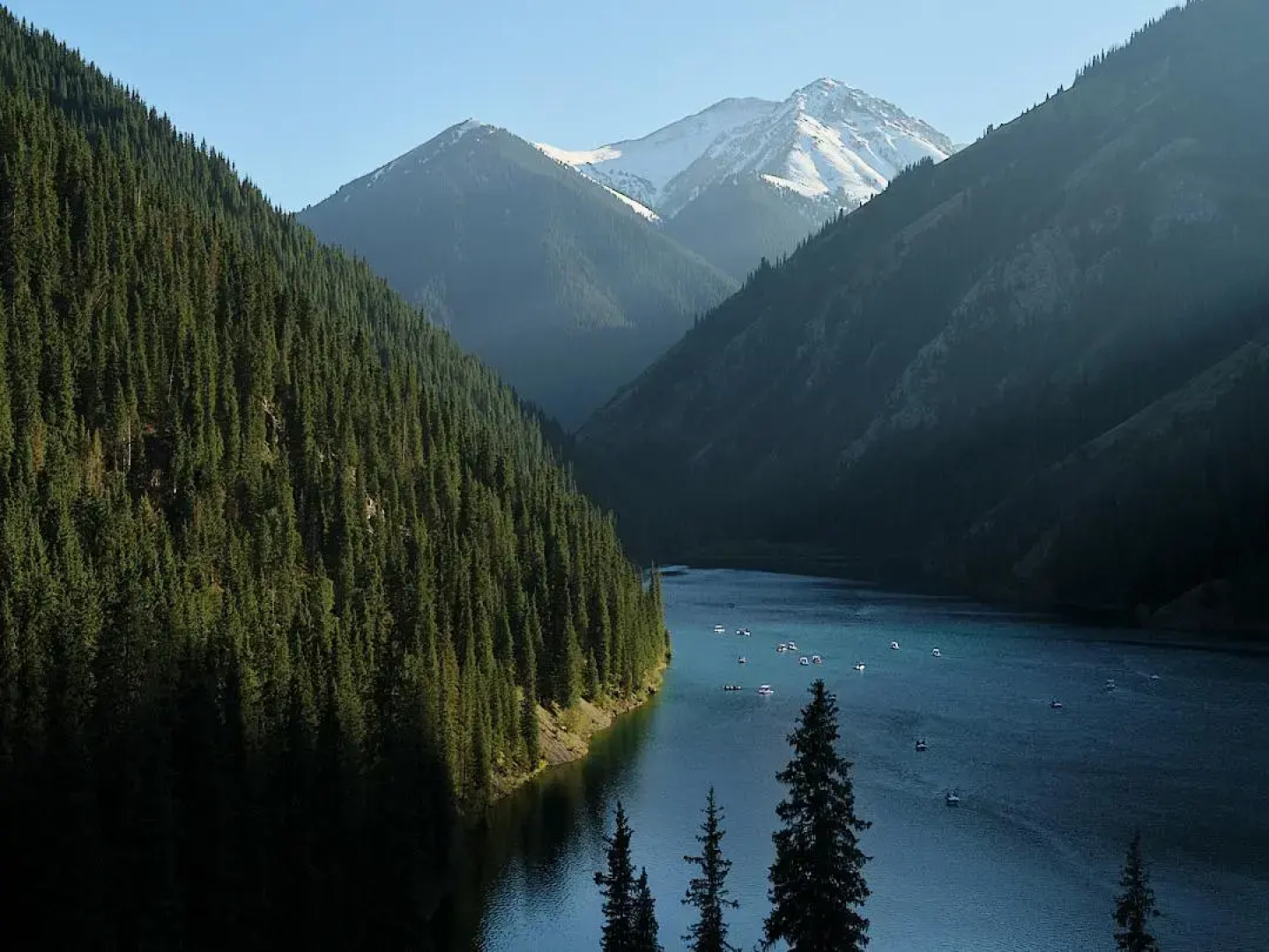 Pana Unique Kolsay Hotel (Пана Юник Кольсай)