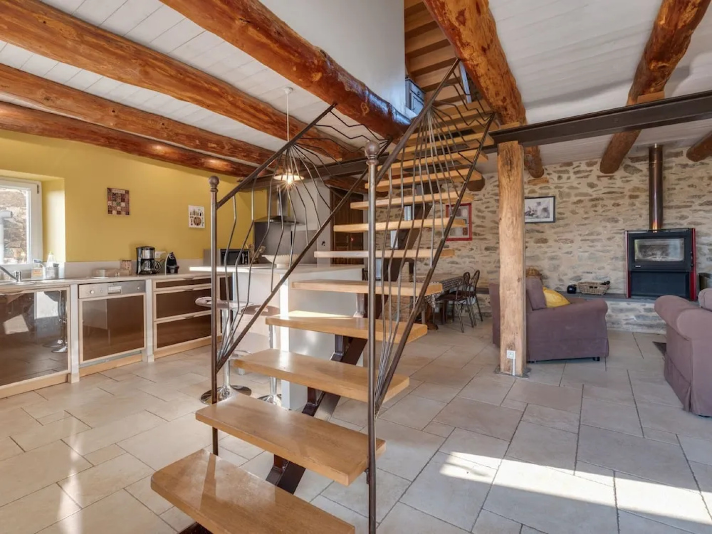 Charming Holiday Home in Saint-beauzire Near Forest