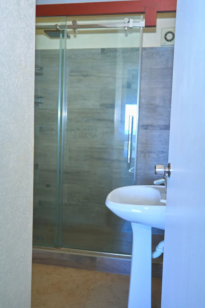 Tropical Sunset Beach Apartment Hotel