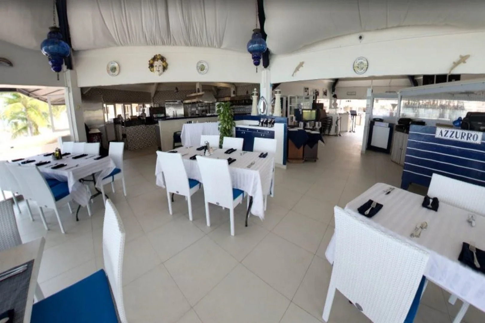 Playa Linda Beach Resort