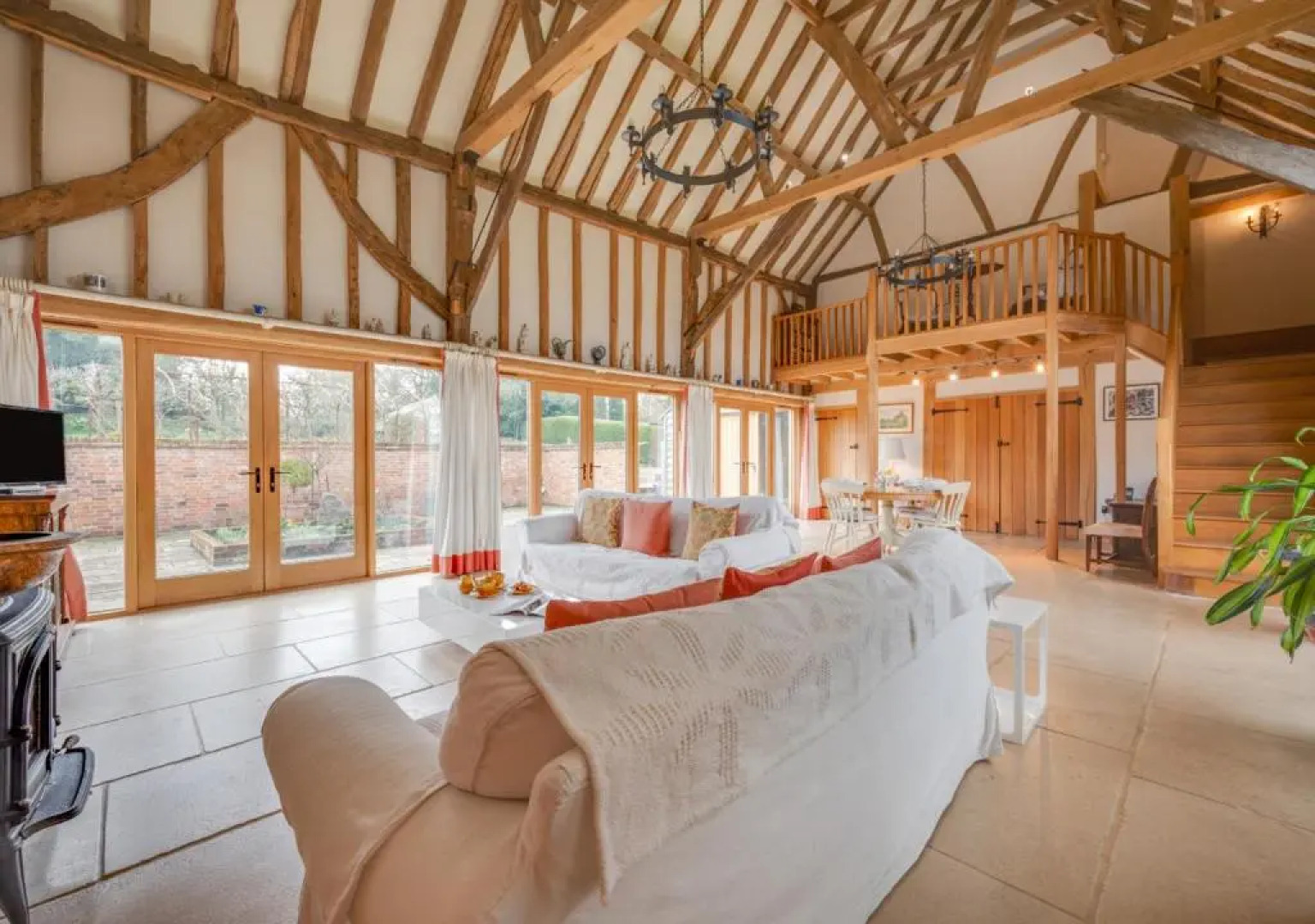 Strawberry Hole Barn