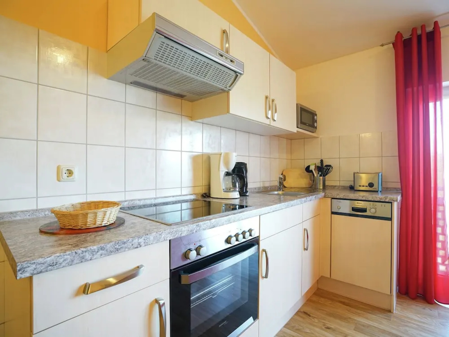 A Modern Furnished Holiday Home in a Lovely Area