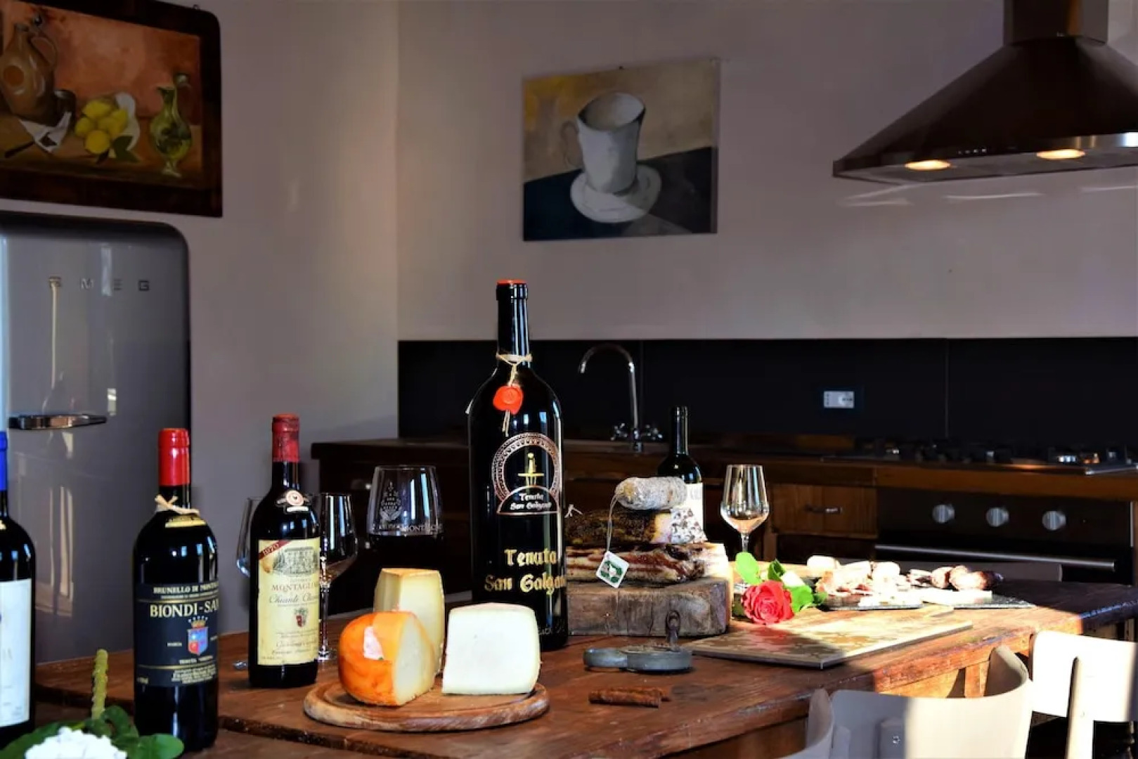 Villa With 4 Bedrooms in Monticiano Siena , With Private Pool and Wifi