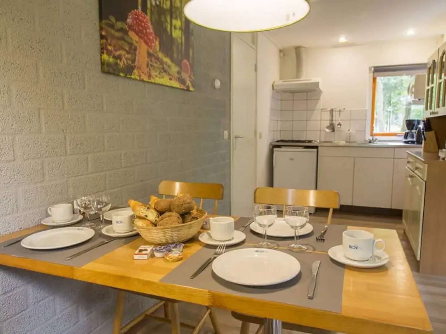 Bungalow With a Tree House box bed on Veluwe
